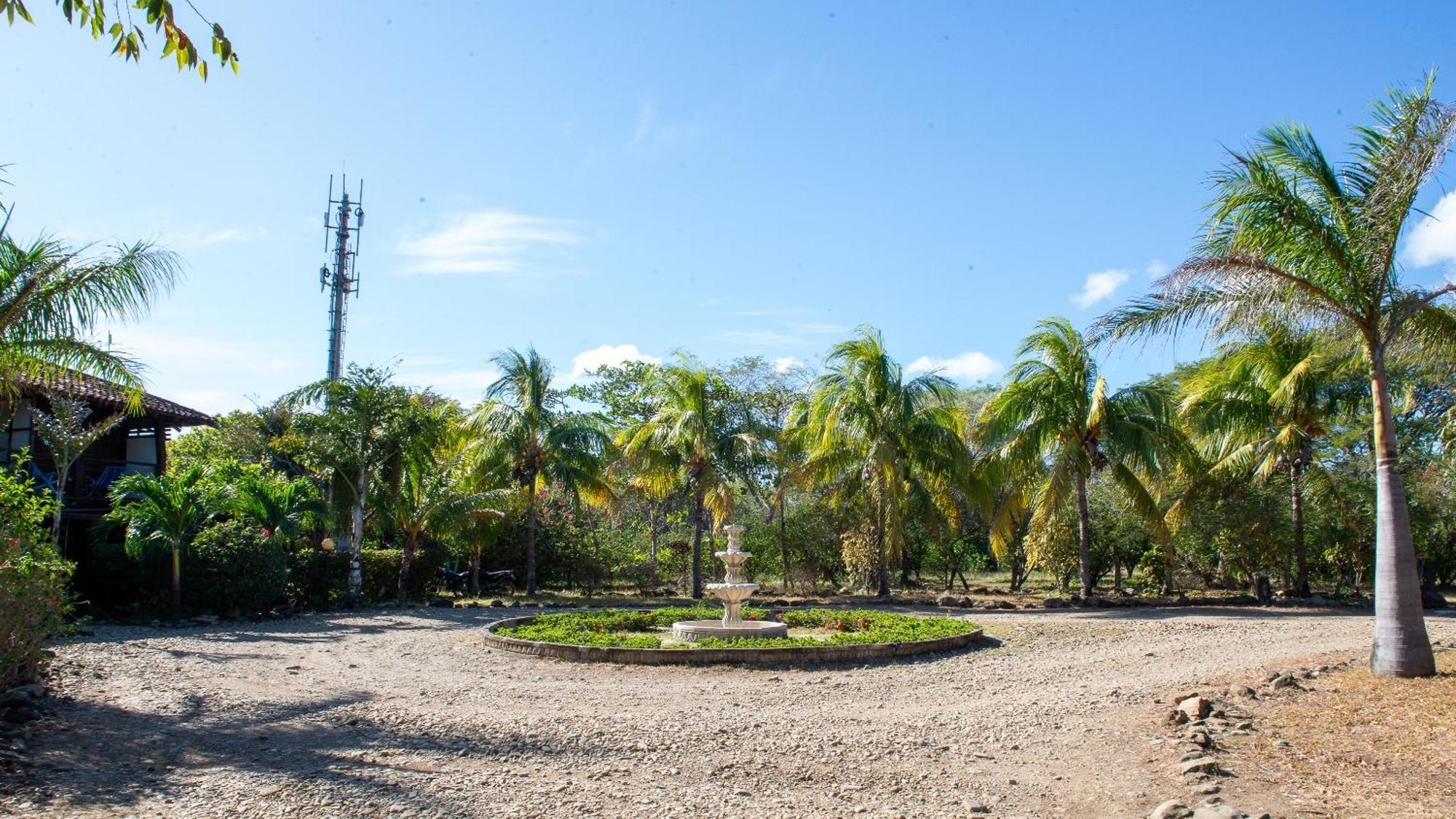 Playa Hermosa Eco